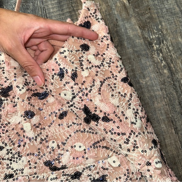 DRESS THE POPULATION light pink sequin Jill ruffle hem mini dress XS - Picture 4 of 10